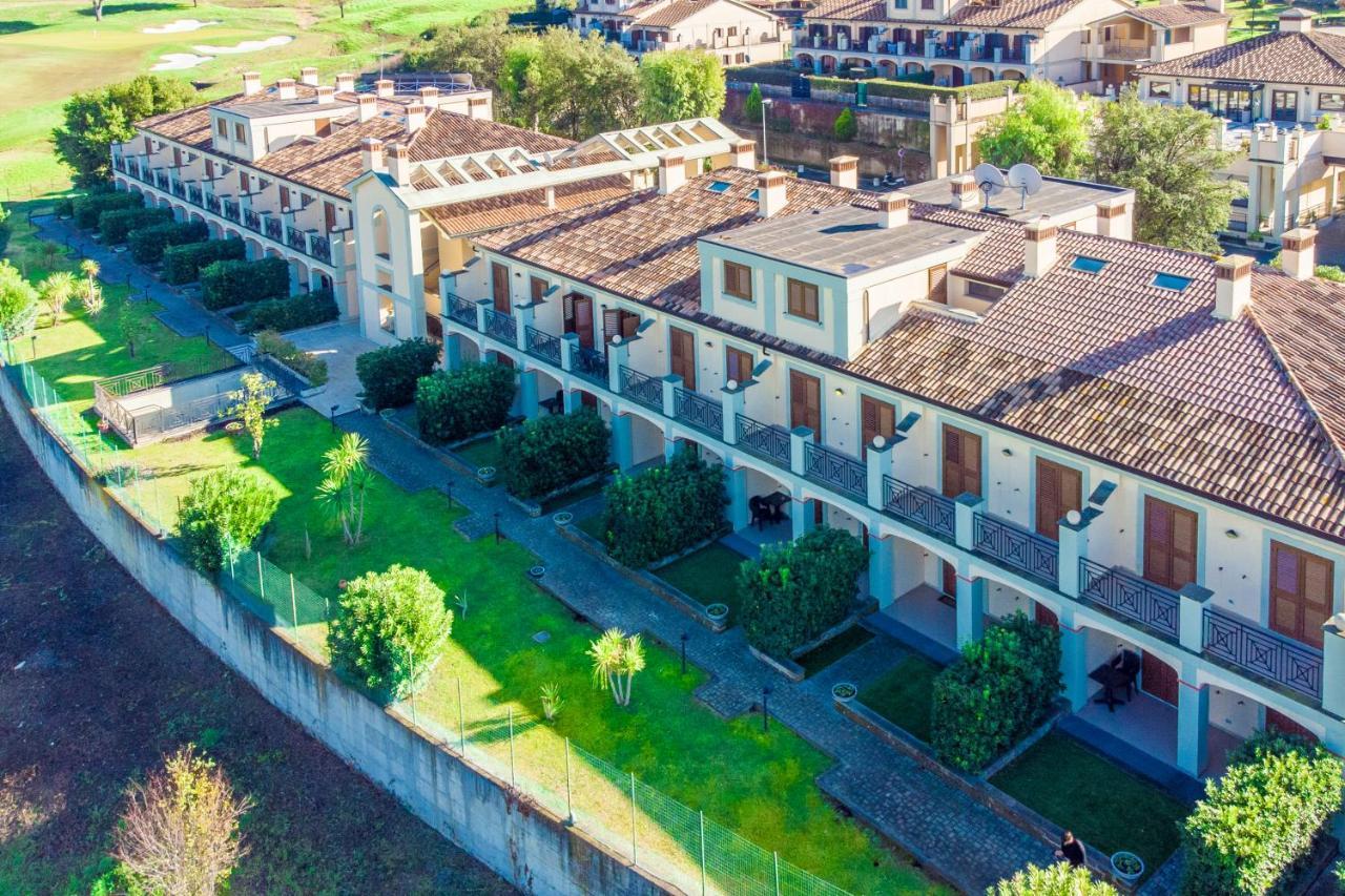Carpediem Roma Golf Club Marco Simone Exterior foto
